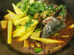 -缘福乡村铁锅炖民宿(八达岭店)