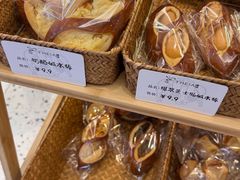 -提亚烘焙·手作面包·生日蛋糕(七星店)