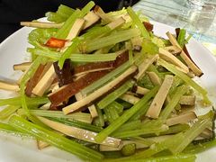 -老家味道主题餐厅