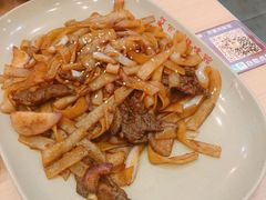 干炒牛肉河粉-百家鸡味馆(清泰店)