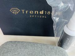 -Trend1881视光·蔡司视觉(领展广场店)