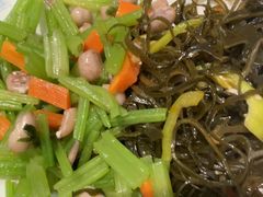 -老渔翁炖鱼坊(黄海西路东山店)