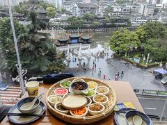 -包整·丝娃娃(一览甲秀楼风景店)