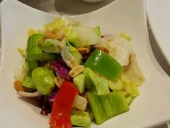 -赶海部落海鲜城(海阳路店)