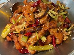 -渔语鱼酸菜鱼新川菜(来福士店)