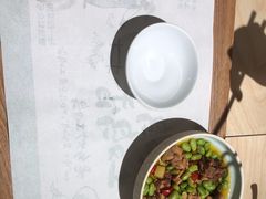 -老乡鸡(上海白玉兰广场店)