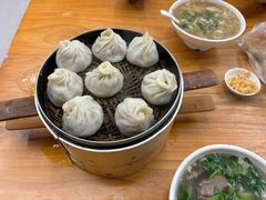 -罗卜李包子羊肉汤