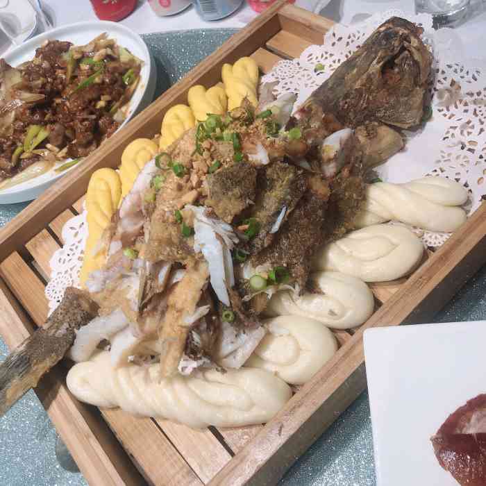 鸿起顺饭庄(滨海新区店)-"小兄弟要回学校啦,再来得到暑假了,给他送.