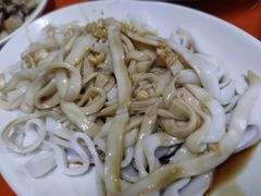 拌河粉-水东兴记鸭粥店(茂名店)