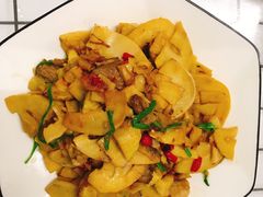 Hot crispy bamboo shoots-王府家宴WAHAT AL MLOK RESTAURANT