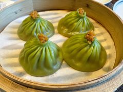 灌汤蟹黄小笼包-十里弄堂(K11店)