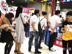 -澳门街美食城(世界城光谷步行街店)