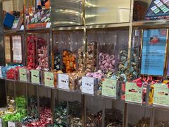 -VENCHI 闻绮(上海佛罗伦萨小镇店)