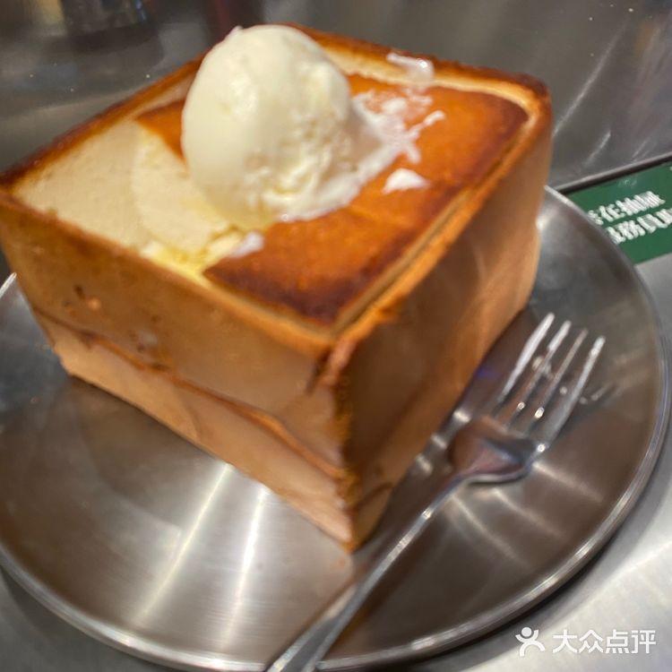 性价比太高啦！关口附近随便搜下导航，打算随便应付午饭