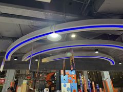 -嗨翻Hi-Fun竞技主题乐园·蹦床团建生日轰趴(荆川 国光1937店)