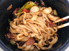 -平娃三宝烧烤·面食(南小街店)