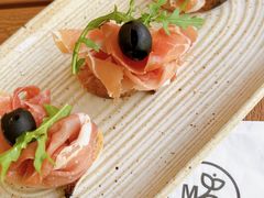 西班牙火腿配橄榄-Money Shops(愚园路店)