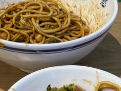 武汉热干面-文叔·湖北名小吃·小龙虾(华强北店)