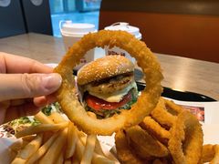 洋葱圈-The Habit Burger Grill 哈比特汉堡(复兴soho店)