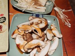 烤香菇-赵胖炙子烤肉&深夜酒馆(簋街店)