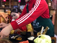 -沸炉重庆老火锅(军事博物馆店)