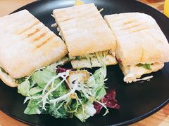 -HELLO 27 意面·沙拉·帕尼尼