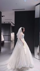 -Vera Wang婚纱礼服旗舰店
