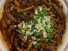 -三两春肚肺汤(崂山路店)
