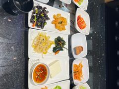 -青松馆韩国料理(香港中路佳世客店)