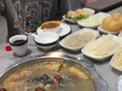 -光头药膳鸡(莱茵小镇店)
