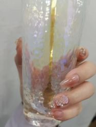 -初心纹眉洗眉·美睫专业店