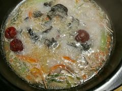 -佬土鹅肠火锅(解放路店)
