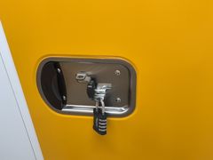 -安东易迷你自助仓储寄存仓库(顾戴路店)