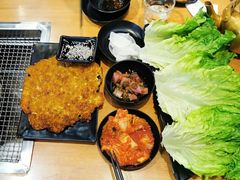 -肉甲韩国木炭烤肉(新壹街1店)