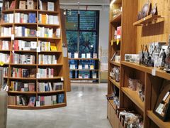 -时间行者书店(新安店)
