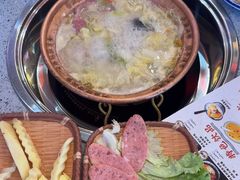 -阿婆情腊排骨火锅(金虹路店)