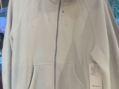 -lululemon(上海浦东IFC店)