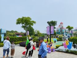 点击看大图 -季高兔窝窝亲子园(上海薰衣草公园店)