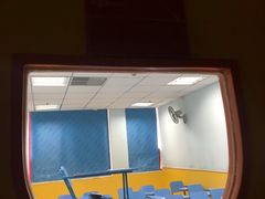 -LILY英语思维馆(玉泉路店)