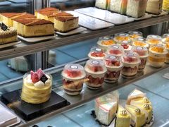 -焙丽拾光(麦凯乐直营店)