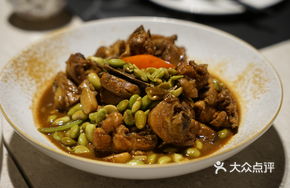 Stir-fried Young Rooster Meat