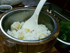 -滇香肴·云南菜蒸汽石锅鱼(云南北路店)