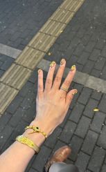 -猪猪女孩日式美睫美甲