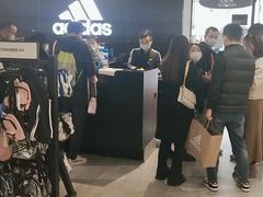 -首创奥特莱斯(西安店)