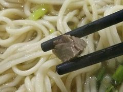-陇上全荟兰州传统牛肉面(延吉路店)