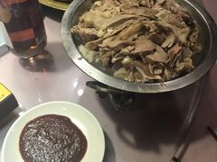 手扒肉-蒙亨·手把肉·蒙古包文化主题餐厅(天恒广场店)