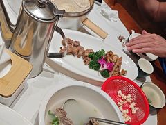 -梅利汴京烤鸭•开封豫菜地标店(东大街店)