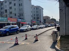 场地-上海市浦东新区人民医院-立体停车场