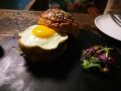 -HIGH FIVE哈福手工汉堡(桂林路店)