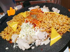 芝士火鸡锅-金顺碳烤肉(番禺傍江地铁站店)